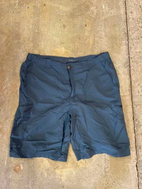 Columbia Cargo Shorts Men's 36